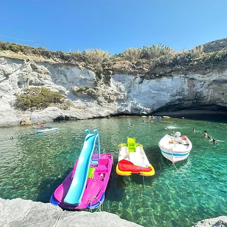 Casa Vacanze Aversano * Ponza