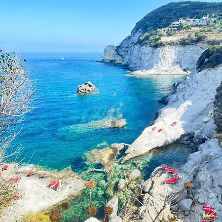 Casa Vacanze Aversano Hébergement de vacances Ponza